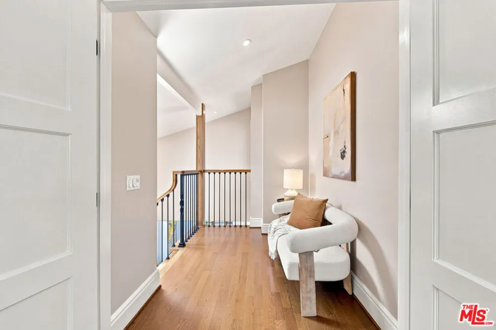 2900 Clune Avenue Los Angeles, CA 90291