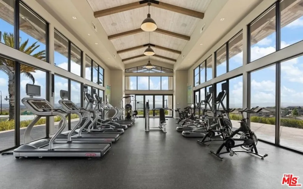 18130 Radiance Lane Santa Clarita, CA 91350