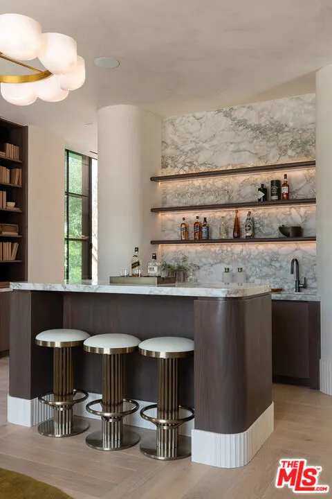 24172 Lupin Hill Road Hidden Hills, CA 91302