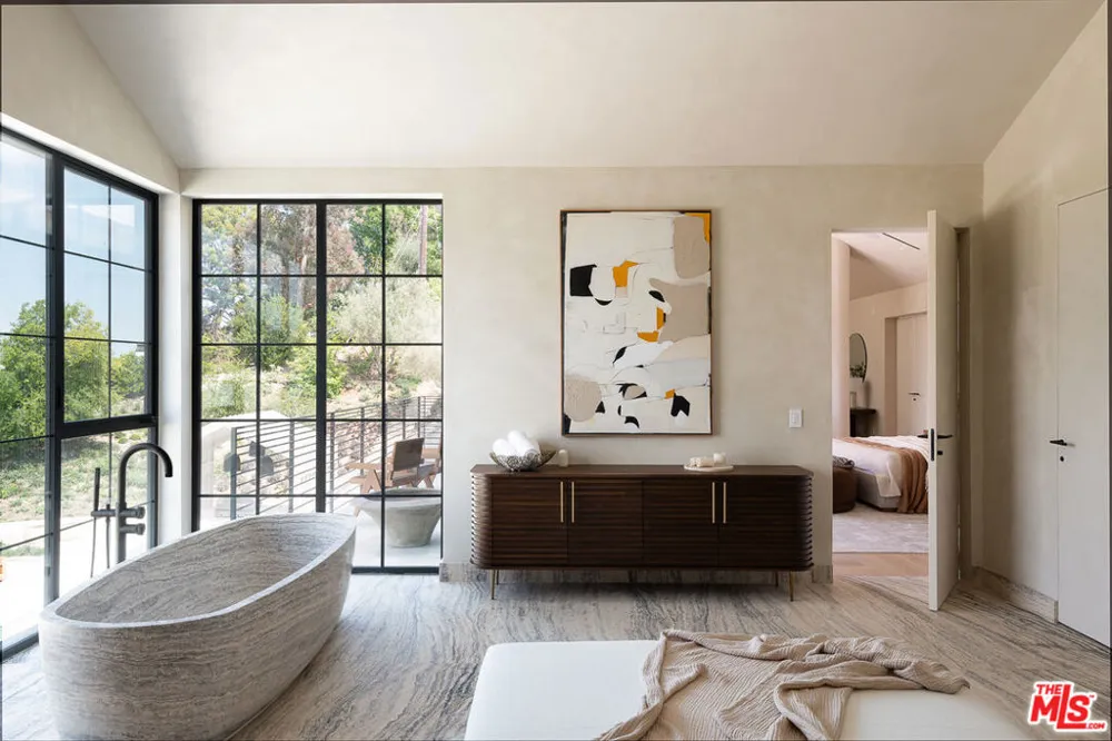 24172 Lupin Hill Road Hidden Hills, CA 91302