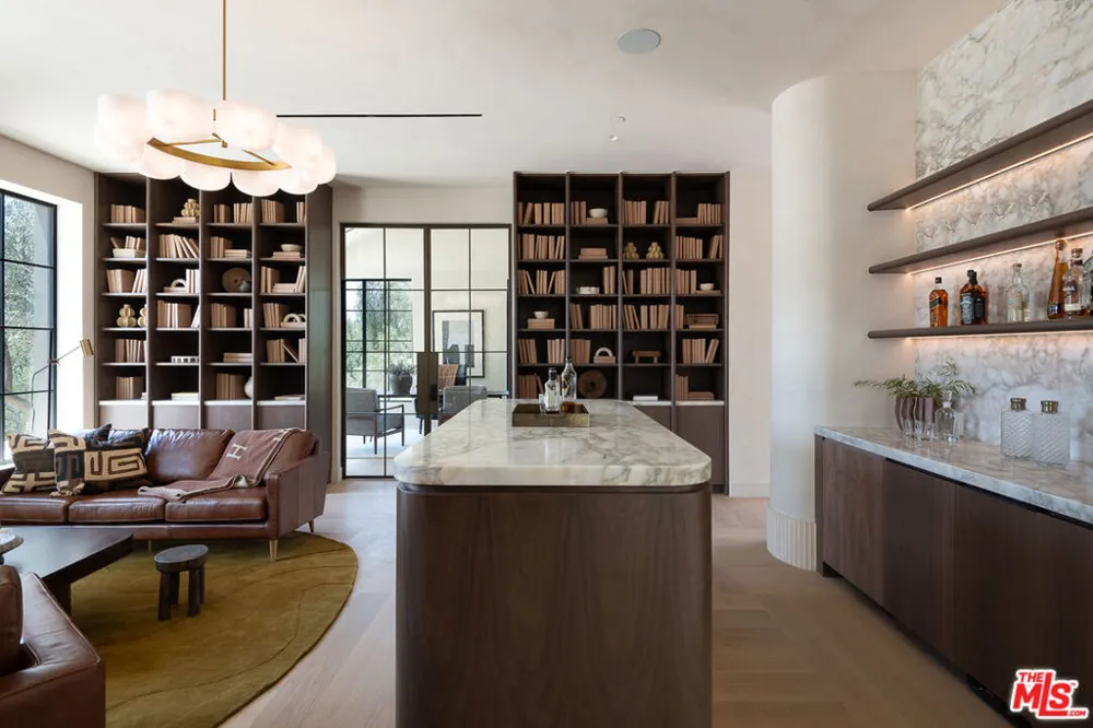 24172 Lupin Hill Road Hidden Hills, CA 91302