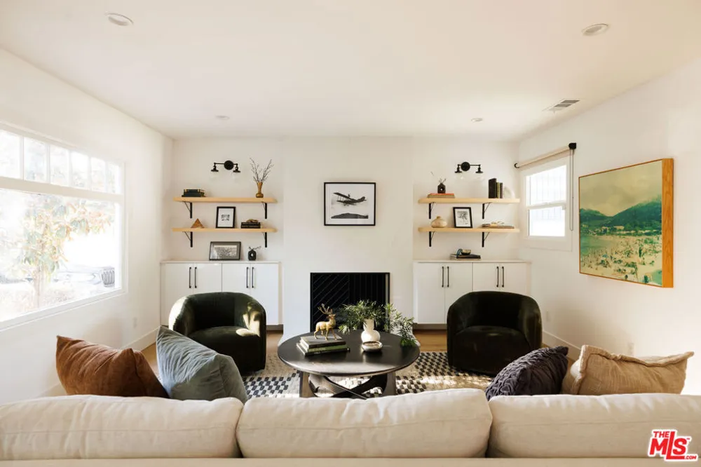 122 Wilton Place Los Angeles, CA 90004