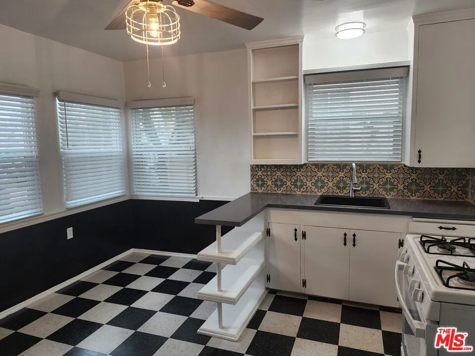 10558 Santa Monica Boulevard Los Angeles, CA 90025