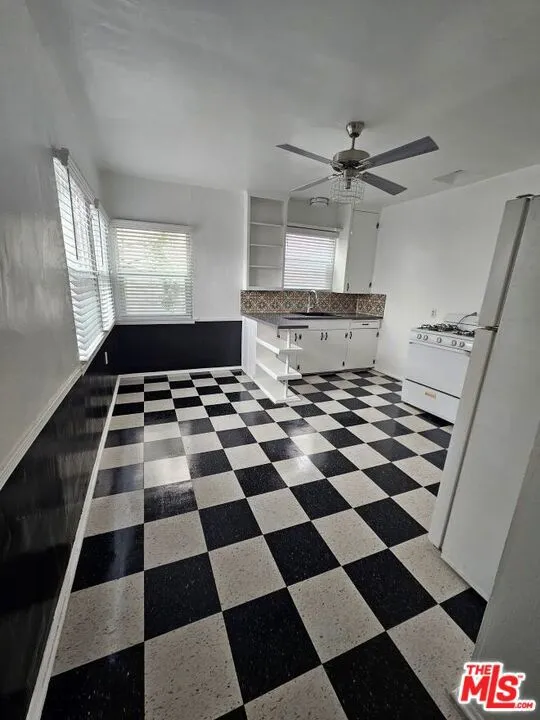 10558 Santa Monica Boulevard Los Angeles, CA 90025