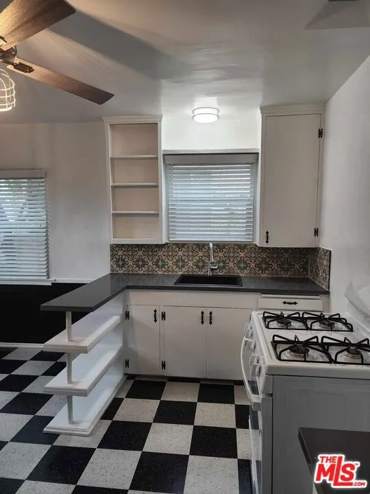 10558 Santa Monica Boulevard Los Angeles, CA 90025