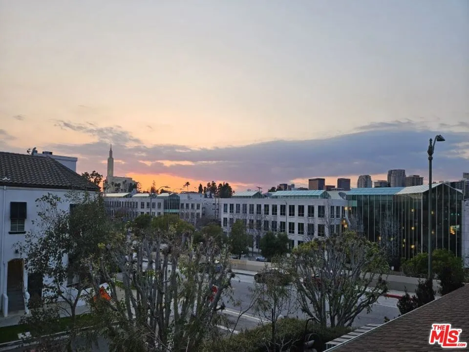 10558 Santa Monica Boulevard Los Angeles, CA 90025
