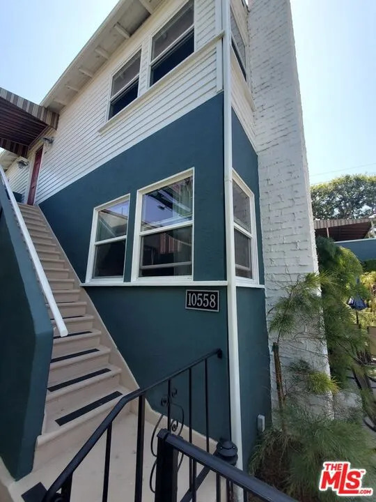 10558 Santa Monica Boulevard Los Angeles, CA 90025