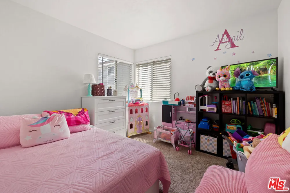 26838 Claudette Street #227 Canyon Country, CA 91351