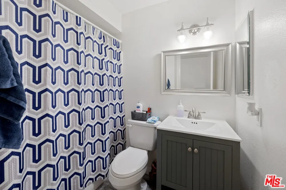 26838 Claudette Street #227 Canyon Country, CA 91351