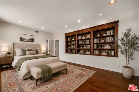 1333 S Beverly Glen Boulevard #606