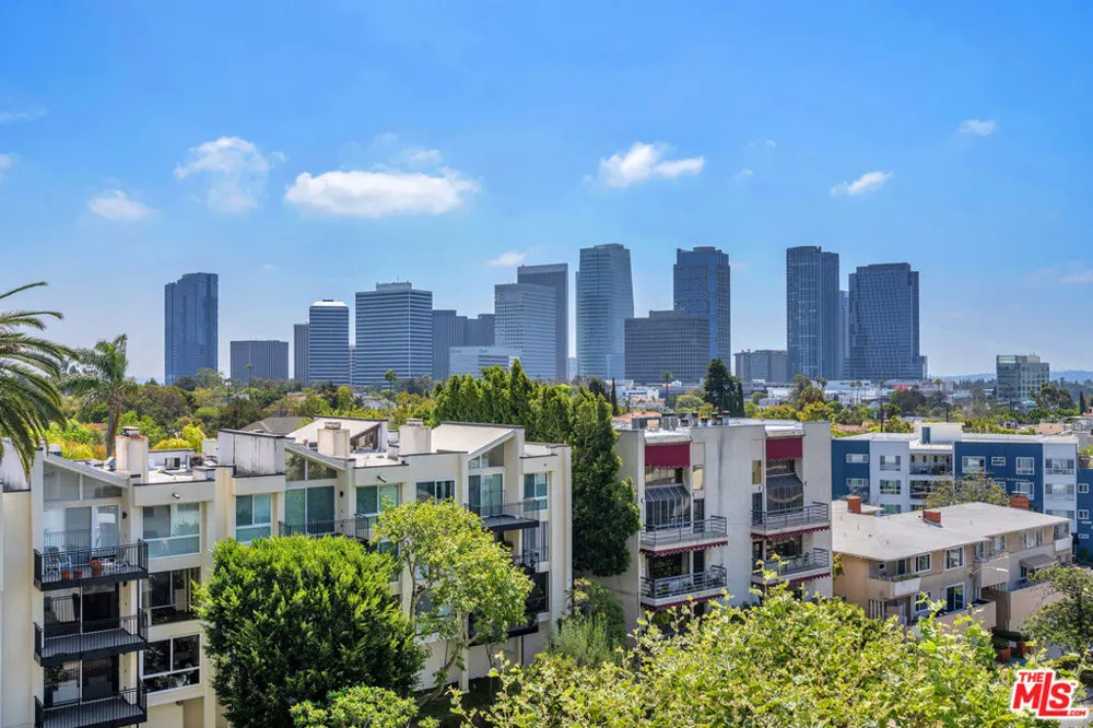 1333 S Beverly Glen Boulevard #606 Los Angeles, CA 90024