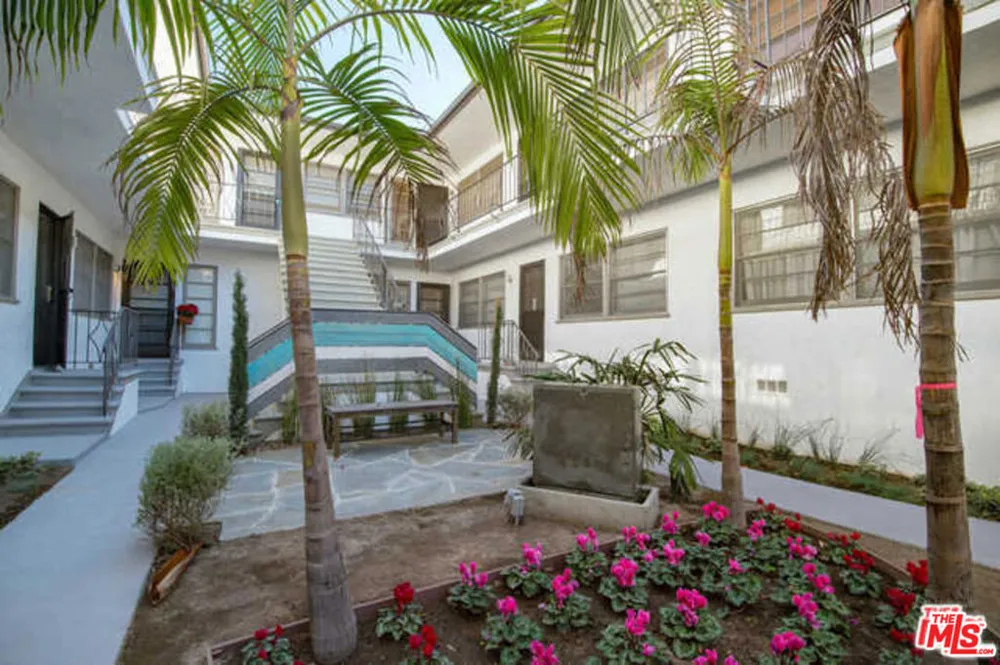 617 Ocean Avenue #L Santa Monica, CA 90402