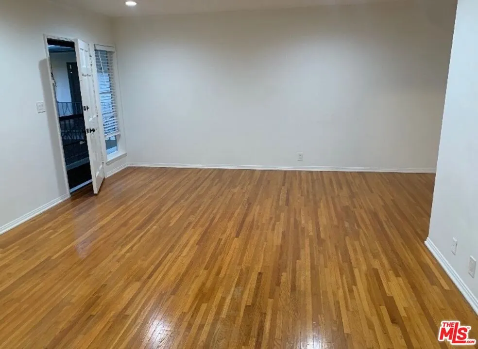 617 Ocean Avenue #L Santa Monica, CA 90402