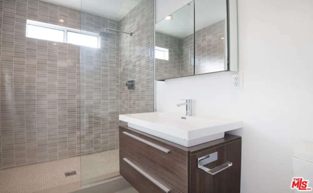 617 Ocean Avenue #L Santa Monica, CA 90402