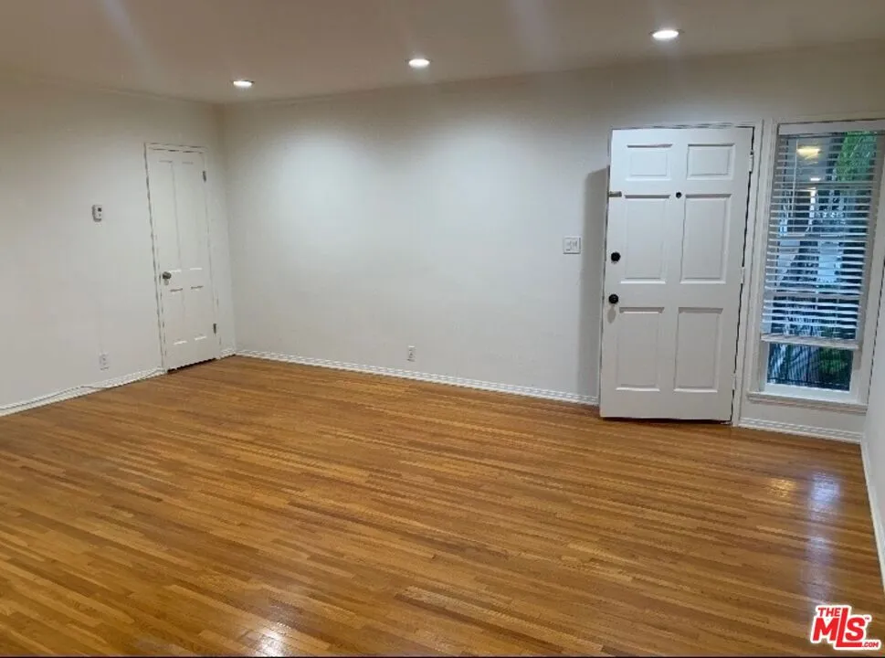 617 Ocean Avenue #L Santa Monica, CA 90402