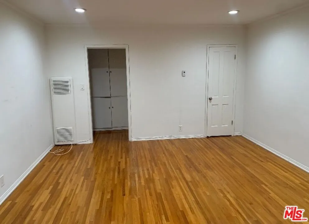 617 Ocean Avenue #L Santa Monica, CA 90402