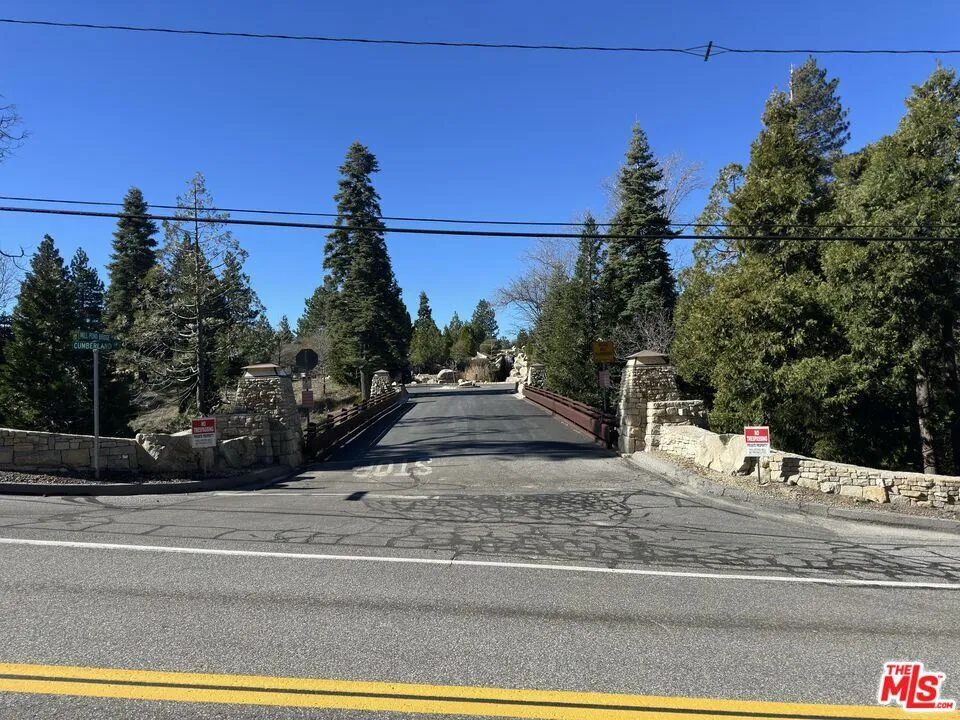 101 Mill Pond Road Lake Arrowhead, CA 92352