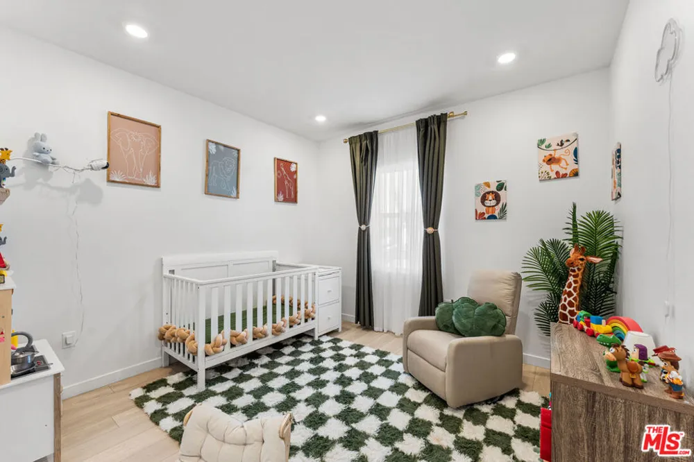 42831 Coronet Drive Lancaster, CA 93536