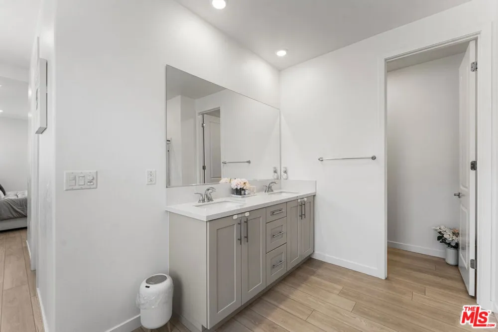 42831 Coronet Drive Lancaster, CA 93536
