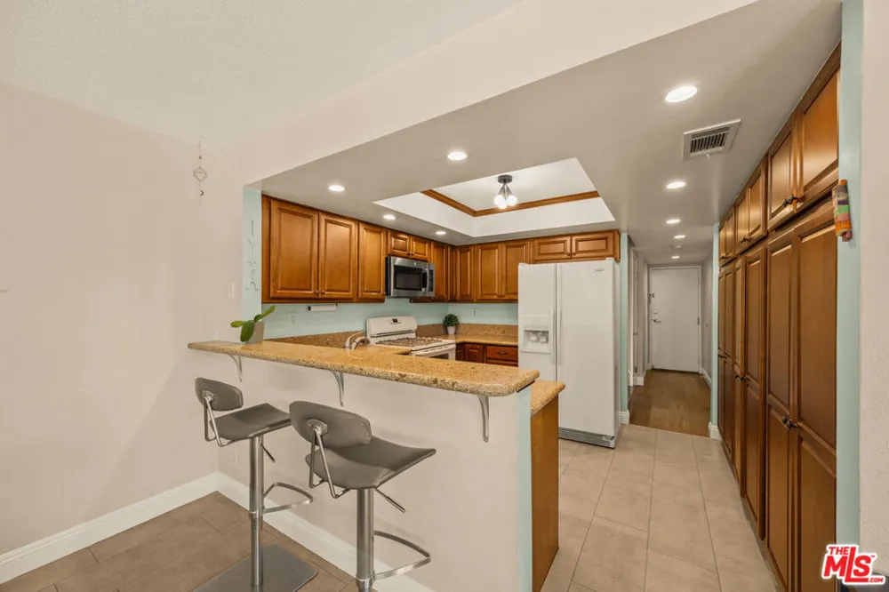 19220 Index Street #2 Porter Ranch, CA 91326