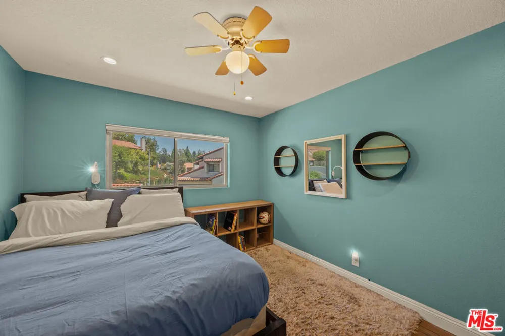 19220 Index Street #2 Porter Ranch, CA 91326