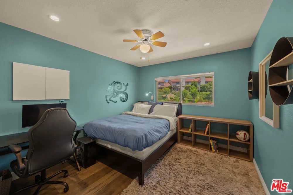 19220 Index Street #2 Porter Ranch, CA 91326