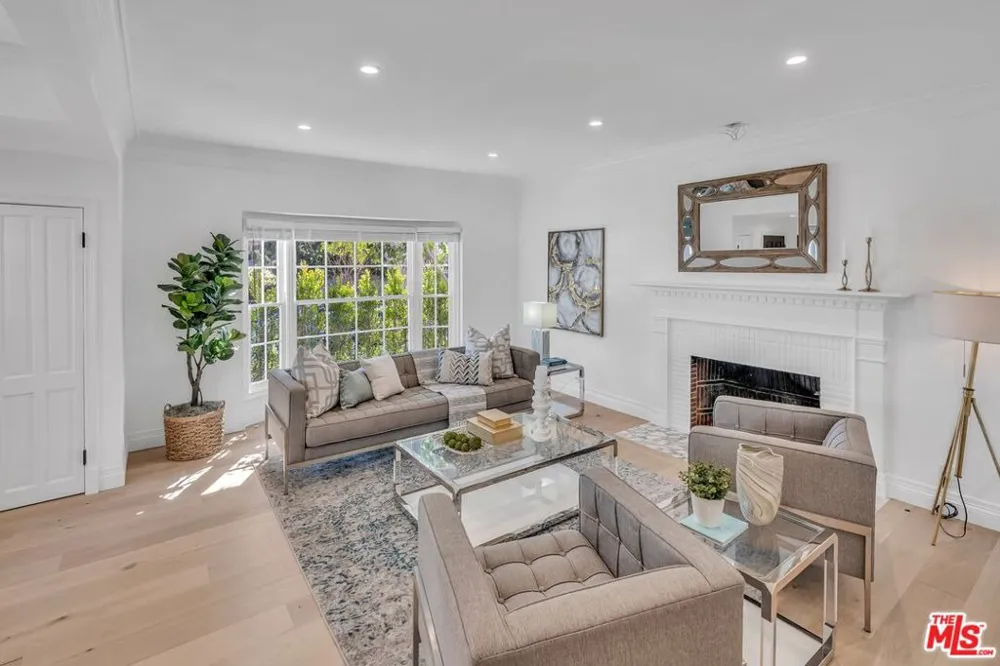 135 S Linden Drive Beverly Hills, CA 90212