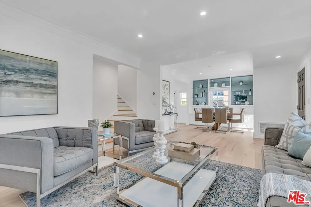 135 S Linden Drive Beverly Hills, CA 90212