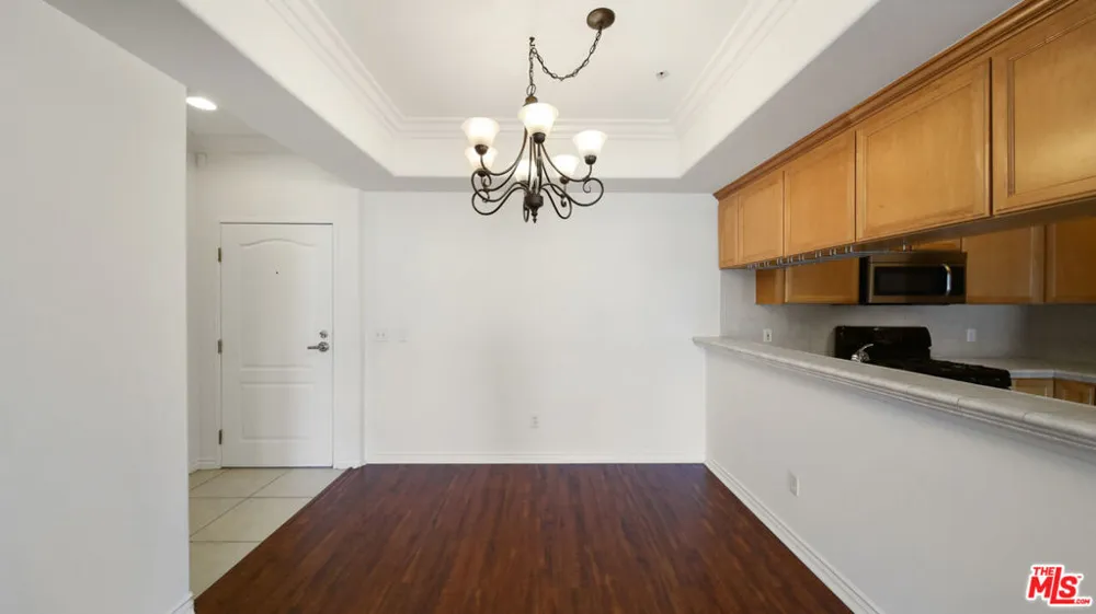 3328 OAKHURST AVENUE #206 Los Angeles, CA 90034