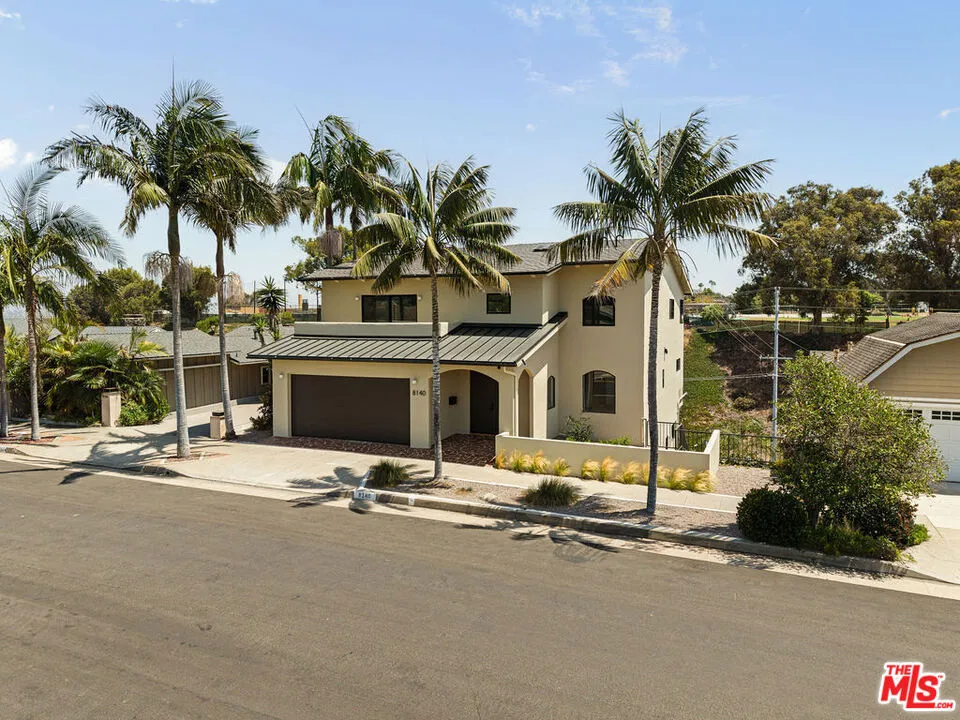 8140 Calabar Avenue Playa del Rey, CA 90293