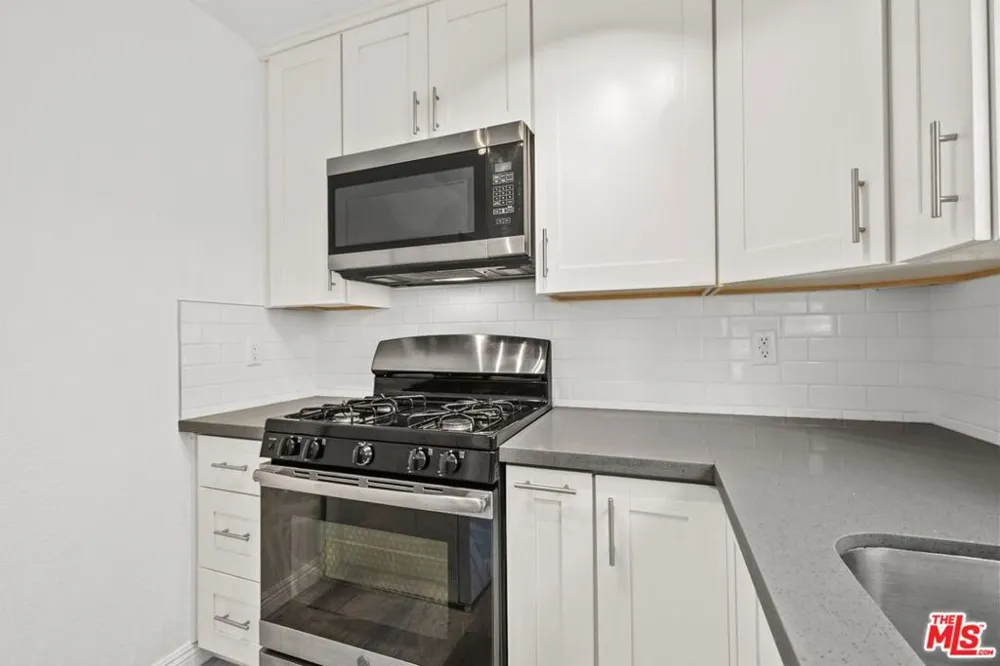 1556 W 227th Street #1 Torrance, CA 90501