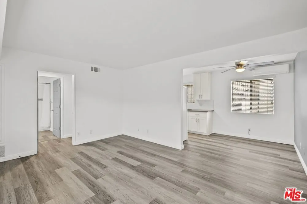 1556 W 227th Street #1 Torrance, CA 90501
