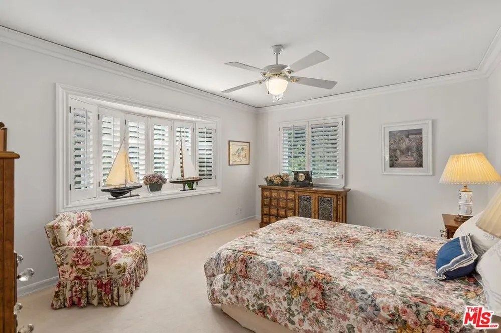 3324 Alana Drive Sherman Oaks, CA 91403