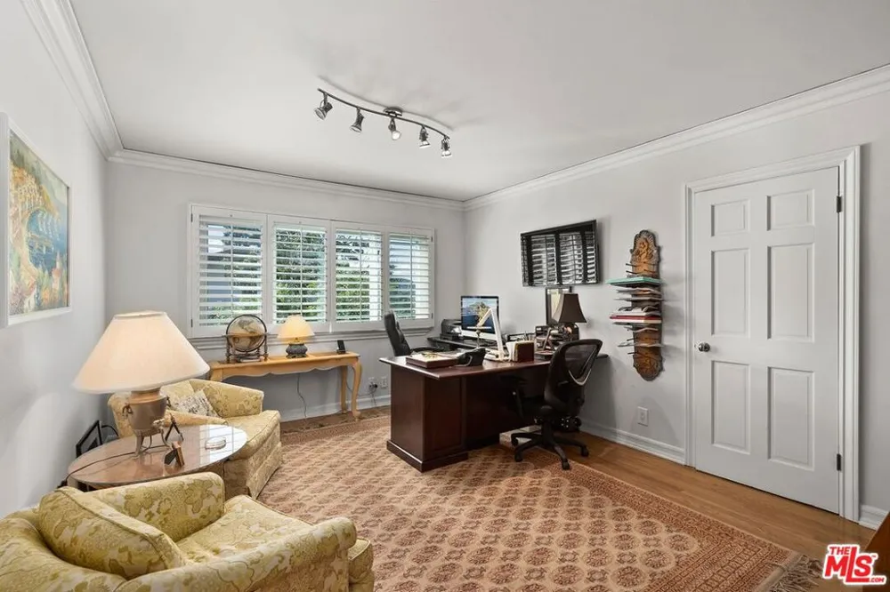 3324 Alana Drive Sherman Oaks, CA 91403