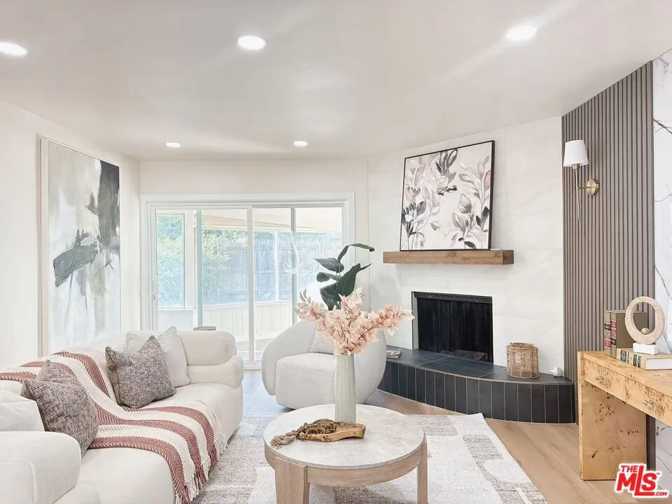 10911 Lemay Street Los Angeles, CA 91606