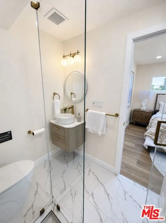 10911 Lemay Street Los Angeles, CA 91606