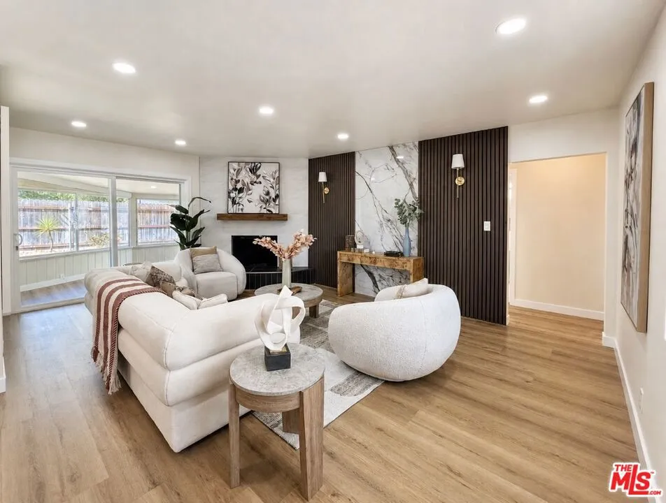 10911 Lemay Street Los Angeles, CA 91606