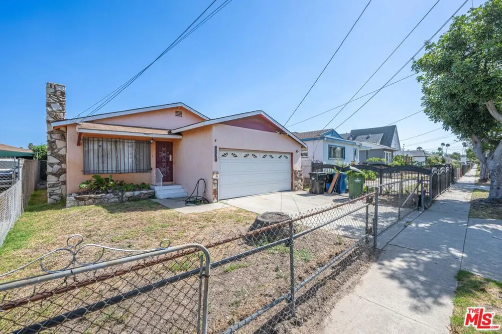 3229 W 108th Street Inglewood, CA 90303