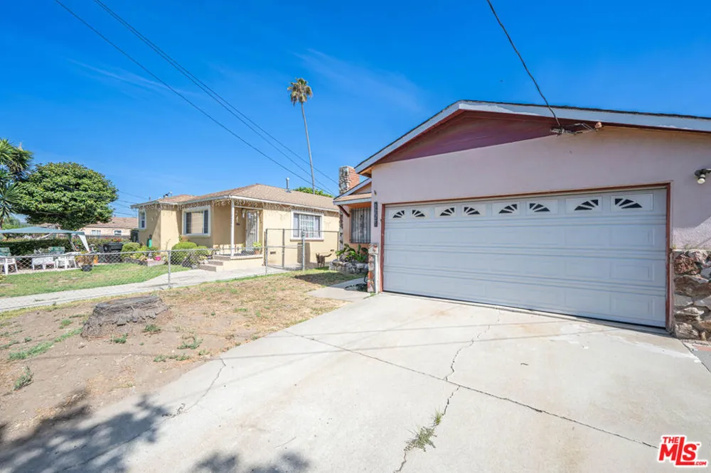3229 W 108th Street Inglewood, CA 90303