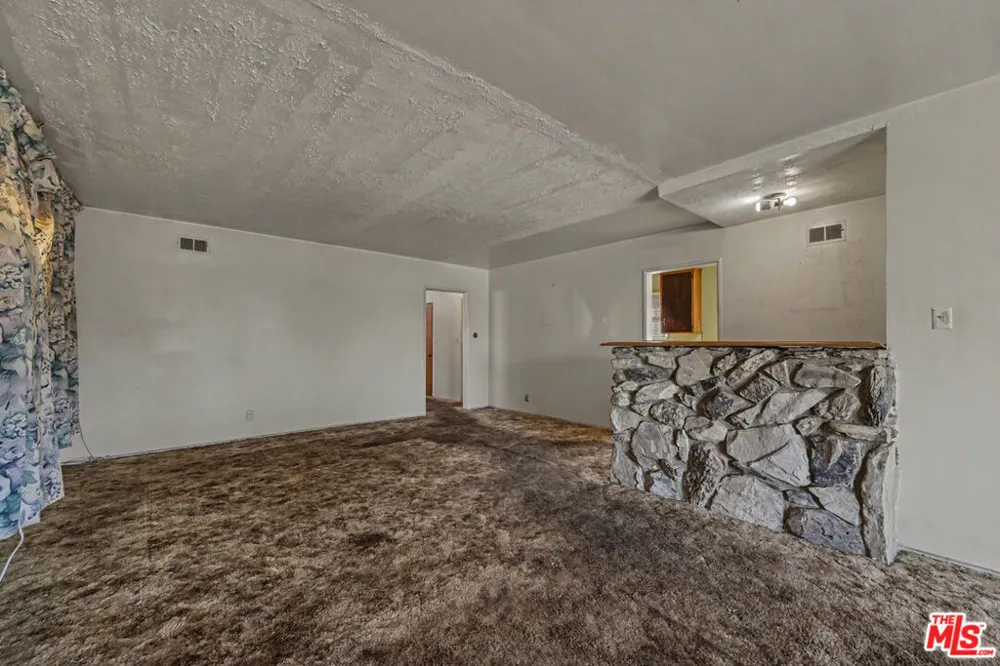 3229 W 108th Street Inglewood, CA 90303