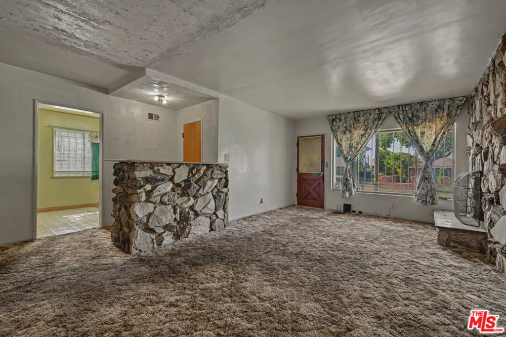 3229 W 108th Street Inglewood, CA 90303
