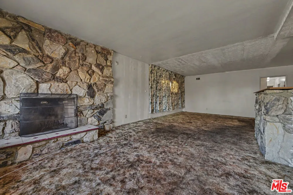 3229 W 108th Street Inglewood, CA 90303