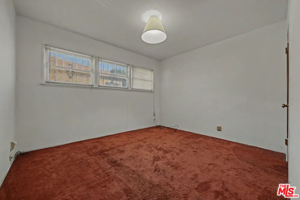 3229 W 108th Street Inglewood, CA 90303