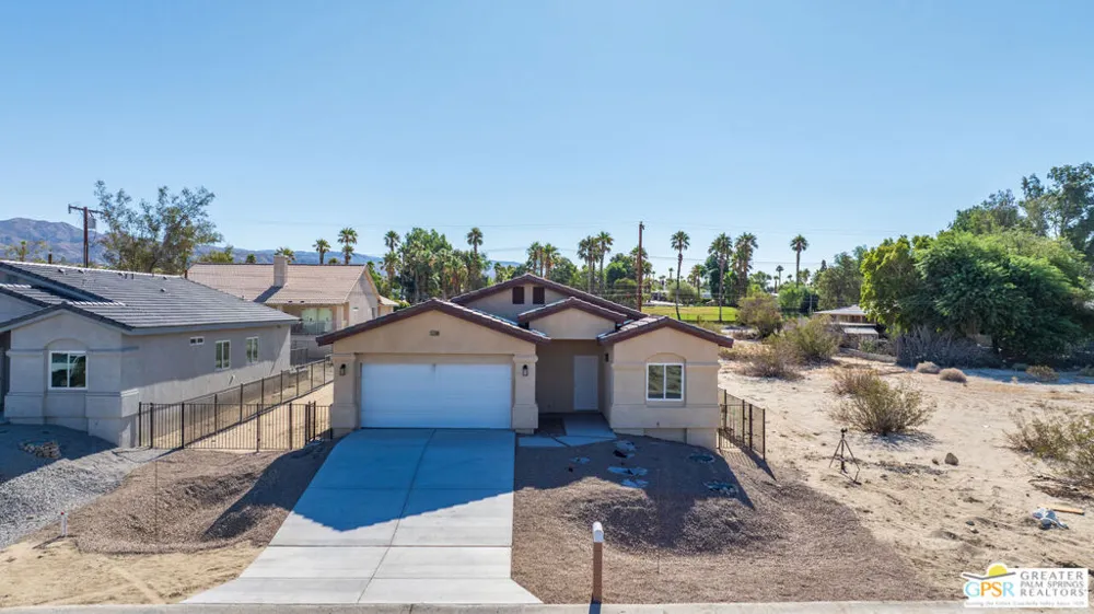 16388 Avenida Rambla Desert Hot Springs, CA 92240