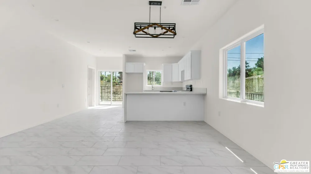 16388 Avenida Rambla Desert Hot Springs, CA 92240