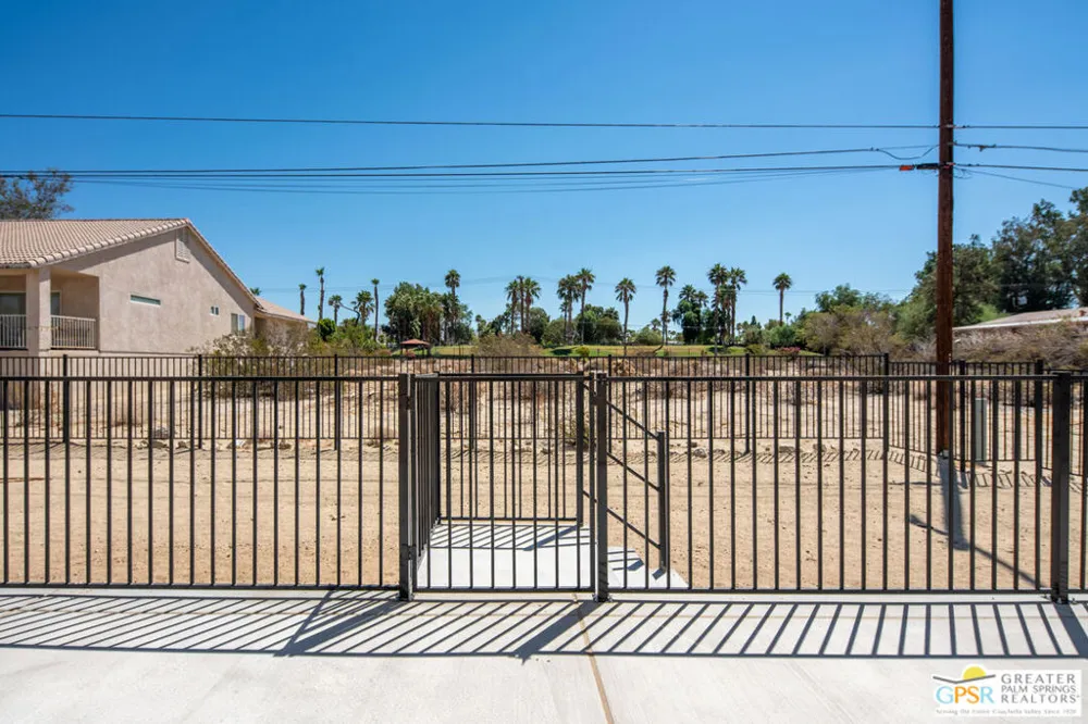 16388 Avenida Rambla Desert Hot Springs, CA 92240