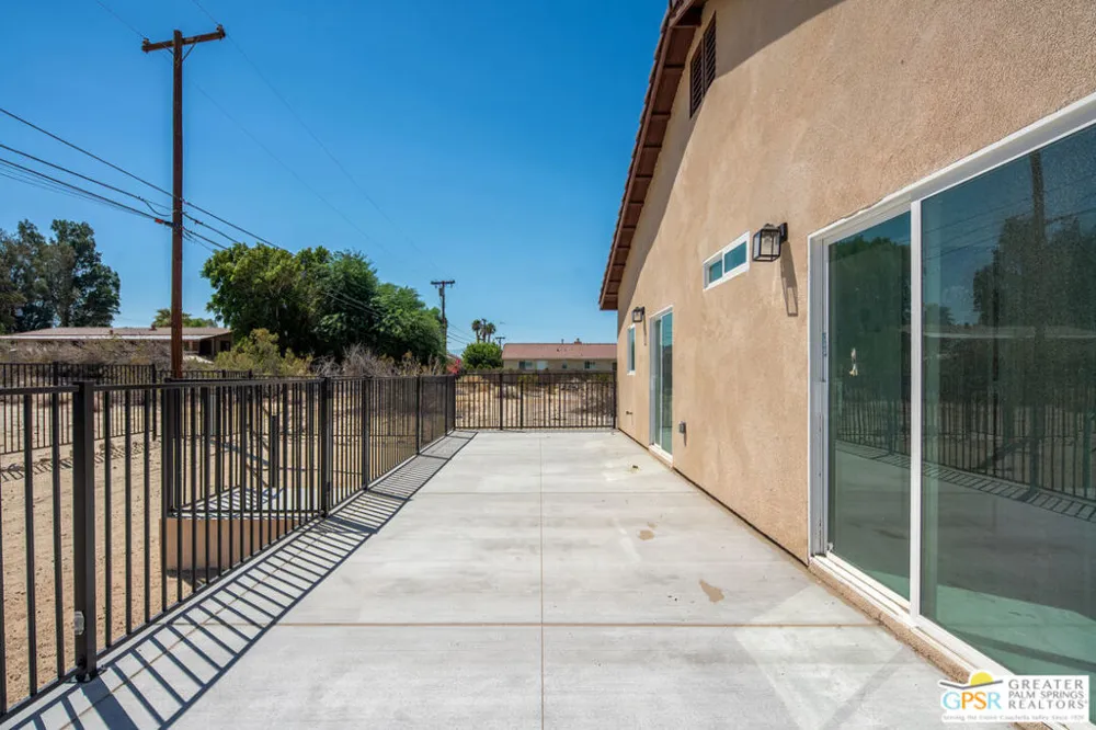 16388 Avenida Rambla Desert Hot Springs, CA 92240