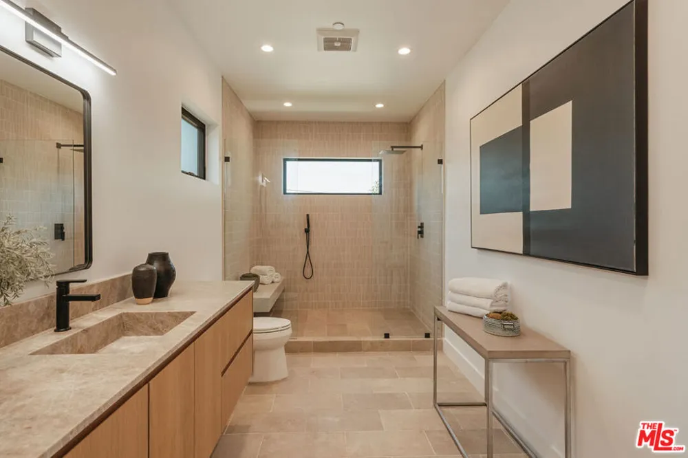 4432 Berryman Avenue Culver City, CA 90230