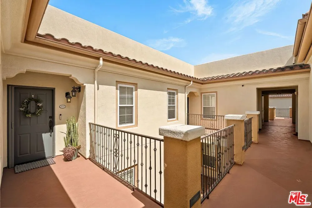 12975 Agustin Place #418 Playa Vista, CA 90094