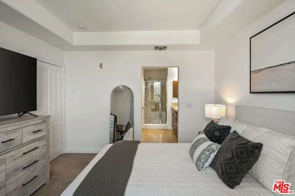 12975 Agustin Place #418 Playa Vista, CA 90094
